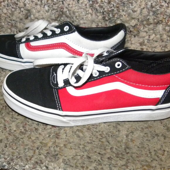 Girl Size 4 1/2 - Boy Size 3 - Red/Black/White Vans - Picture 2 of 3